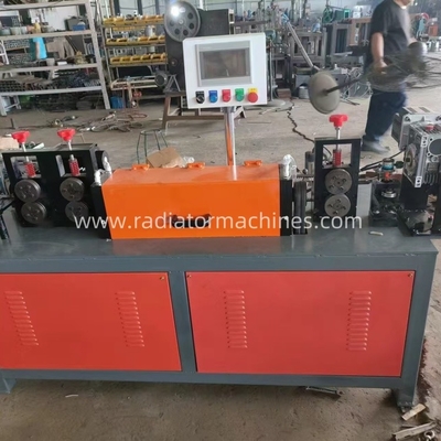 acheter Machine de fabrication de radiateurs à double servo pour l'alignement et la coupe avec trémie de réception de 80 cm de hauteur fabrication en ligne