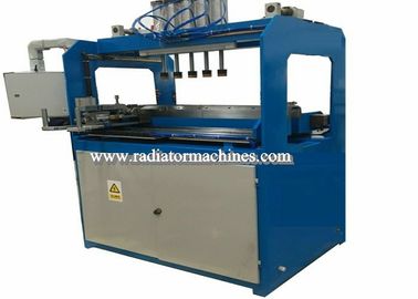 acheter Type manuel force pneumatique de rabattement/de accrochage de réservoir en plastique de radiateur de machine fabrication en ligne