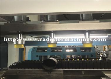 acheter Machine de sertissage automatique de réservoir en plastique de radiateur 380V 250 noyaux fabrication en ligne