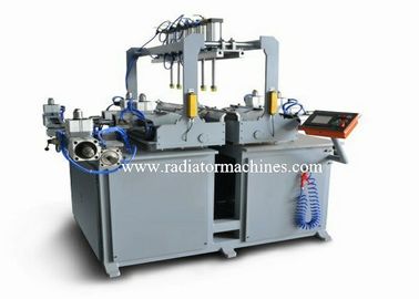 Type pneumatique rabattement latéral manuel de rabattement de machine de réservoir en plastique de radiateur