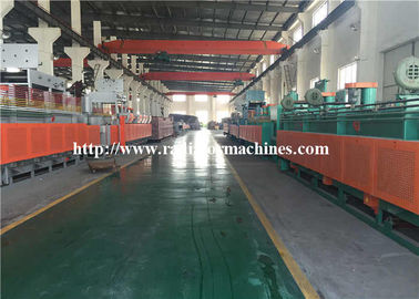 Mesh Belt Furnace For Fasteners de gâchage de carburation industriel continu et clous concrets