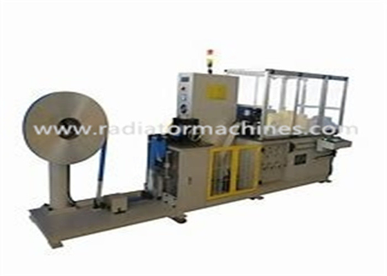 Les machines multiples de fabrication de radiateur de bobine de 3003 ailerons ont adapté aux besoins du client