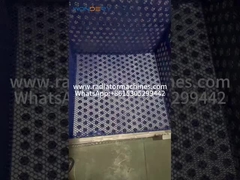 Comment les pièces poreuses sont chargées dans une machine d'imprégnation sous vide